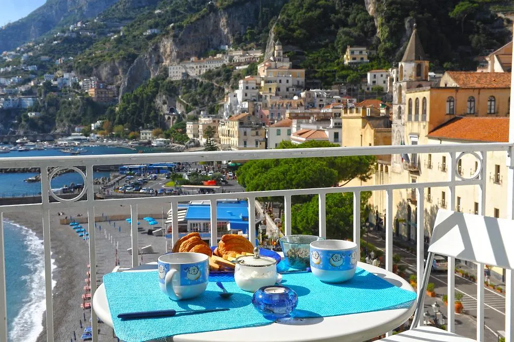 Dolce Vita B Amalfi Italy